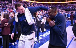 L’assistant des Mavericks, Darrell Armstrong, arrêté par la police de Dallas