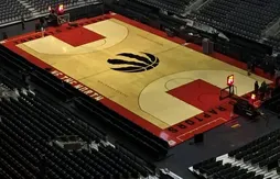 Les Raptors dévoilent leur nouveau parquet