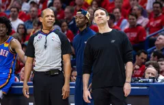 Mark Daigneault salue le passage d’une délégation d’arbitres à Oklahoma City