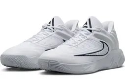 La Giannis Immortality 4 devance la Giannis Freak 6