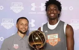Stephen Curry sous le charme de James Wiseman
