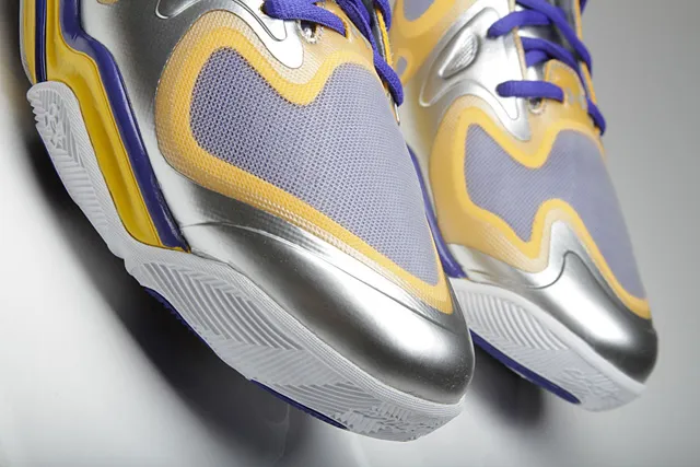 under-armour-spawn-anatomix-steph-curry-pe-02
