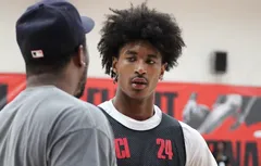 Le fils de Trevor Ariza s’engage avec Oregon