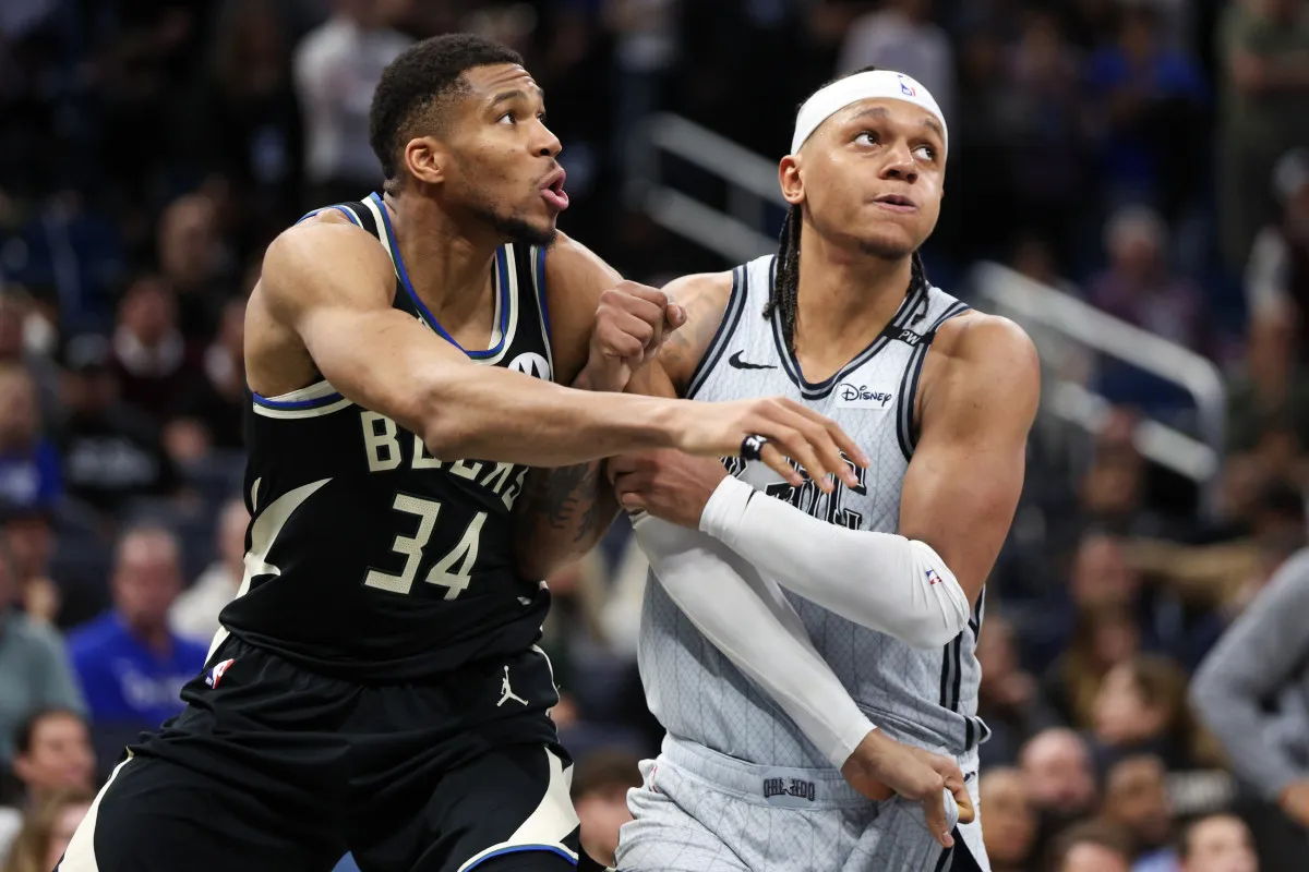 Giannis Antetokounmpo et Paolo Banchero