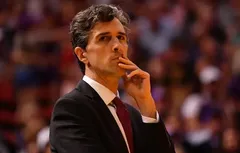 Will Weaver va conseiller Charles Lee à Charlotte