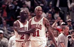 Dennis Rodman : “À Chicago, Michael Jordan était Dieu, Scottie Pippen était Jésus, j’aurais dû être Moïse”
