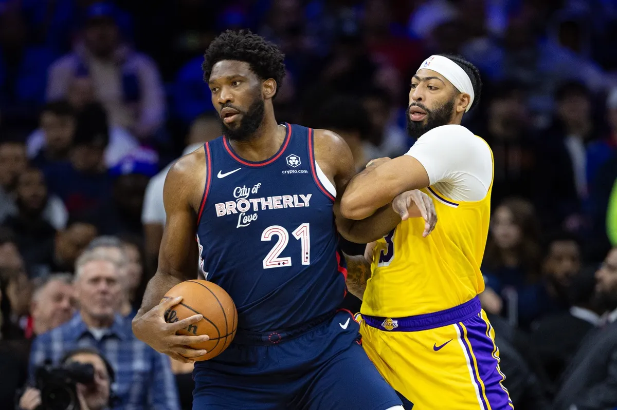 Joel Embiid et Anthony Davis Team USA