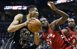 Milwaukee envoie un message à Toronto : +27 !