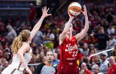 Caitlin Clark et Kelsey Mitchell font exploser le Sun