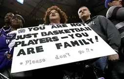 La banderole du jour : les fans des Kings ont de l’humour