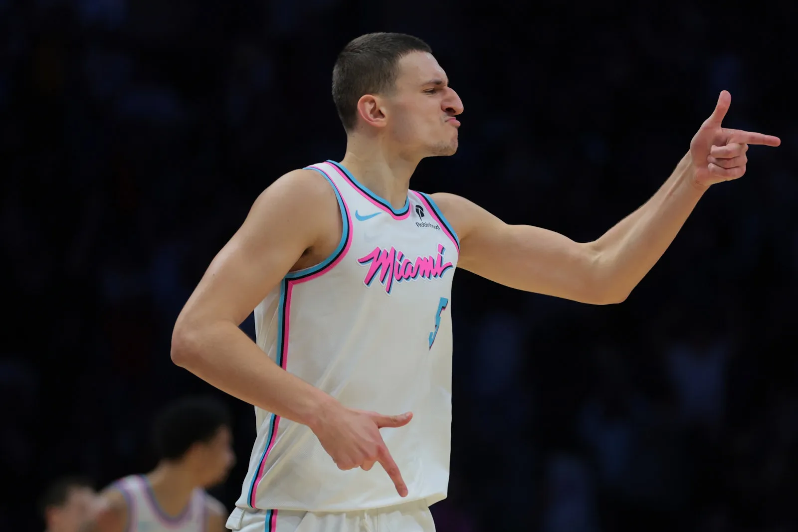 nikola jovic
