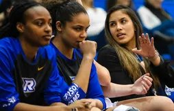 Jessica Roque, première canadienne à prendre place sur un banc NBA