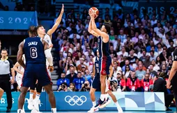 Maladroit, Stephen Curry reste utile grâce à ses écrans