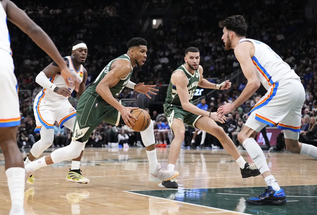Giannis Antetokounmpo et les Bucks