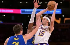 Les Lakers débloquent leur compteur face aux Warriors