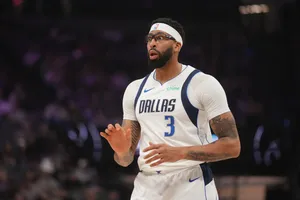 Les Bucks ont également un œil sur Anthony Davis
