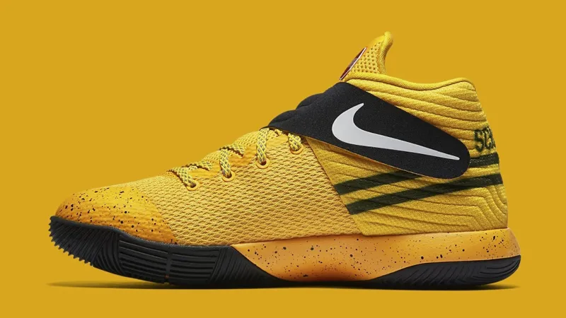 kyrie-irving-school-bus-nikes-06_xyxacj
