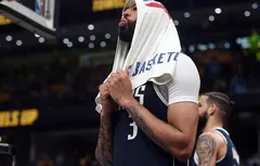 Anthony Davis s’entraîne normalement