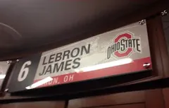 LeBron James a désormais sa place dans le vestiaire de Ohio State
