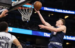 Les Nuggets dominent le Magic sans forcer