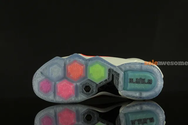 nike-lebron-12-11