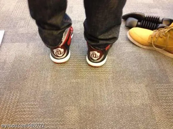 adidas-D-Rose-5-Outsole-+-Full-Length-BOOST-Foam-4