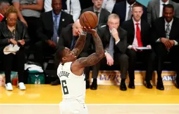Dans un final de folie, Eric Bledsoe (39 pts) arrache la décision face aux Lakers