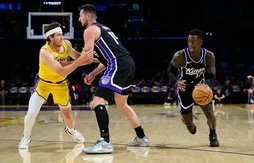 Dennis Schröder contient le carton de Luka Doncic