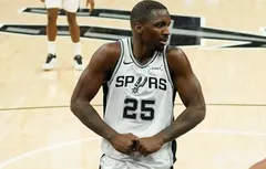 David Jones Garcia poursuit l’aventure avec les Spurs