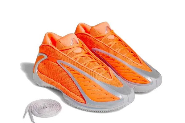 La A.E. 2 en mode orange mécanique