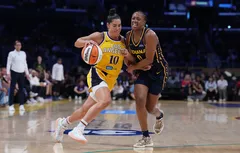 Un collectif revendique les lancers de sextoys en WNBA