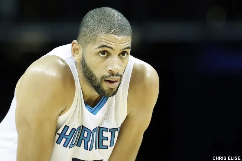 Les Hornets étouffent les Pistons