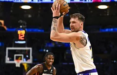 Grâce à leur duo Doncic-Reaves, les Lakers maîtrisent le Heat