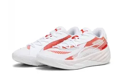 Deux Puma All-Pro Nitro en rouge et noir