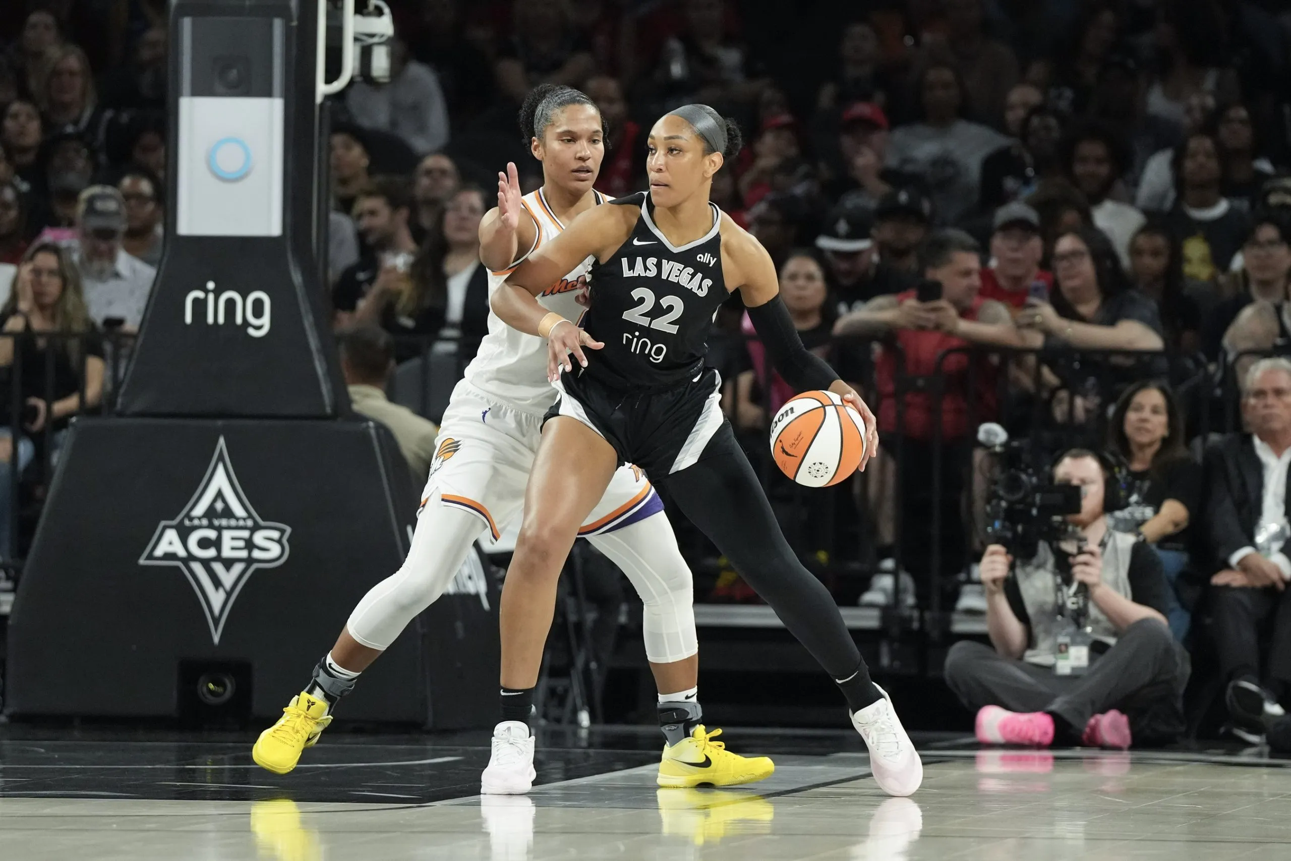 alyssa thomas a'ja wilson