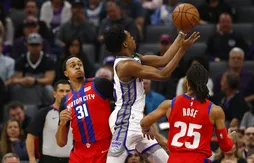 Les Kings renversent les Pistons pour se rapprocher de la 8e place