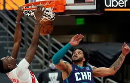 Un Chris Boucher aux petits oignons porte les Raptors face aux Hornets