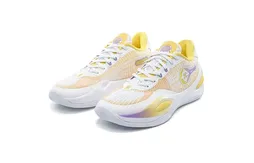 Un coloris « Lakers » pour la AR 1 d’Austin Reaves