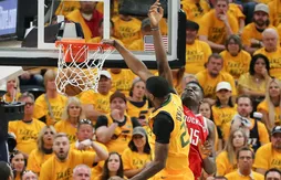 Le Top 5 de la nuit : Royce O’Neal escalade le Mont Capela