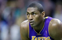 Metta World Peace coupé par les Lakers