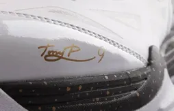 Peak : une édition “Finals” de la Team Lightning pour Tony Parker