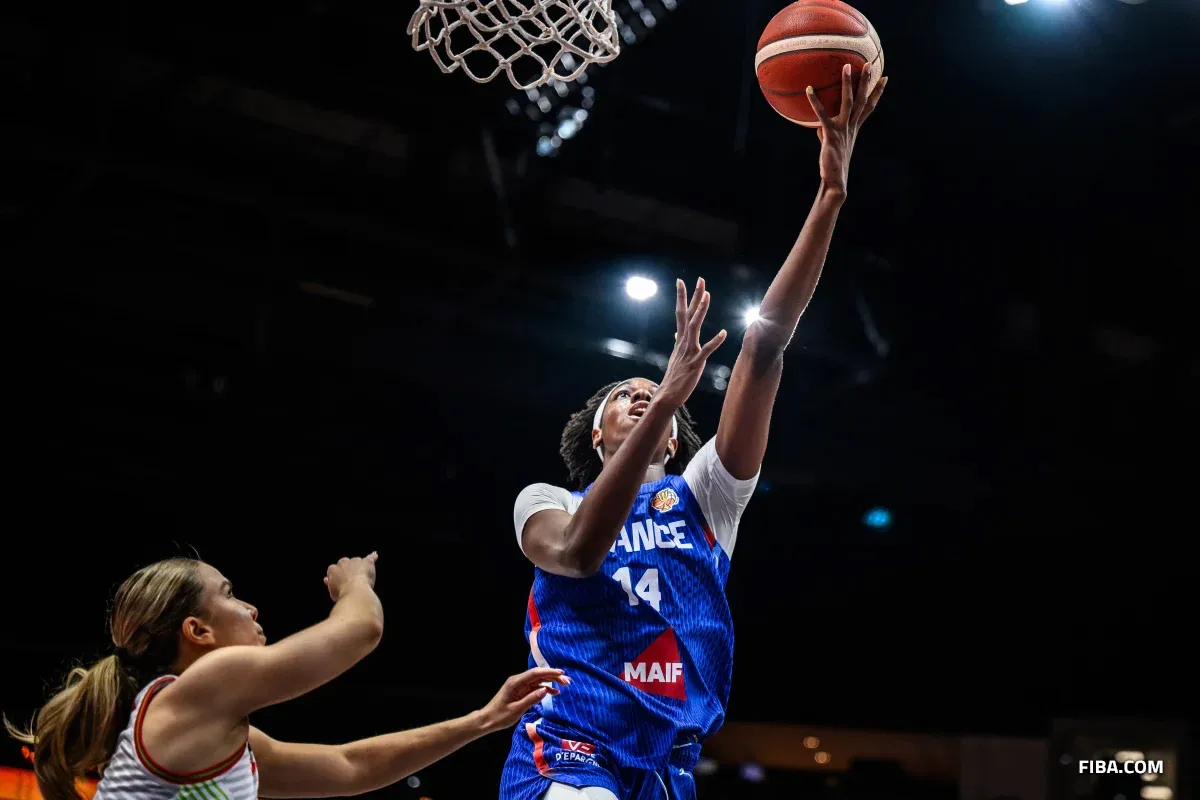 Dominique Malonga avec l'Equipe de France