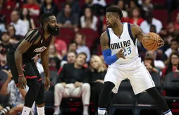 James Harden enfonce les Mavs