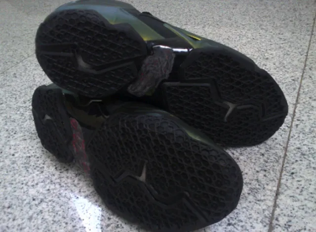 Nike LeBron 11