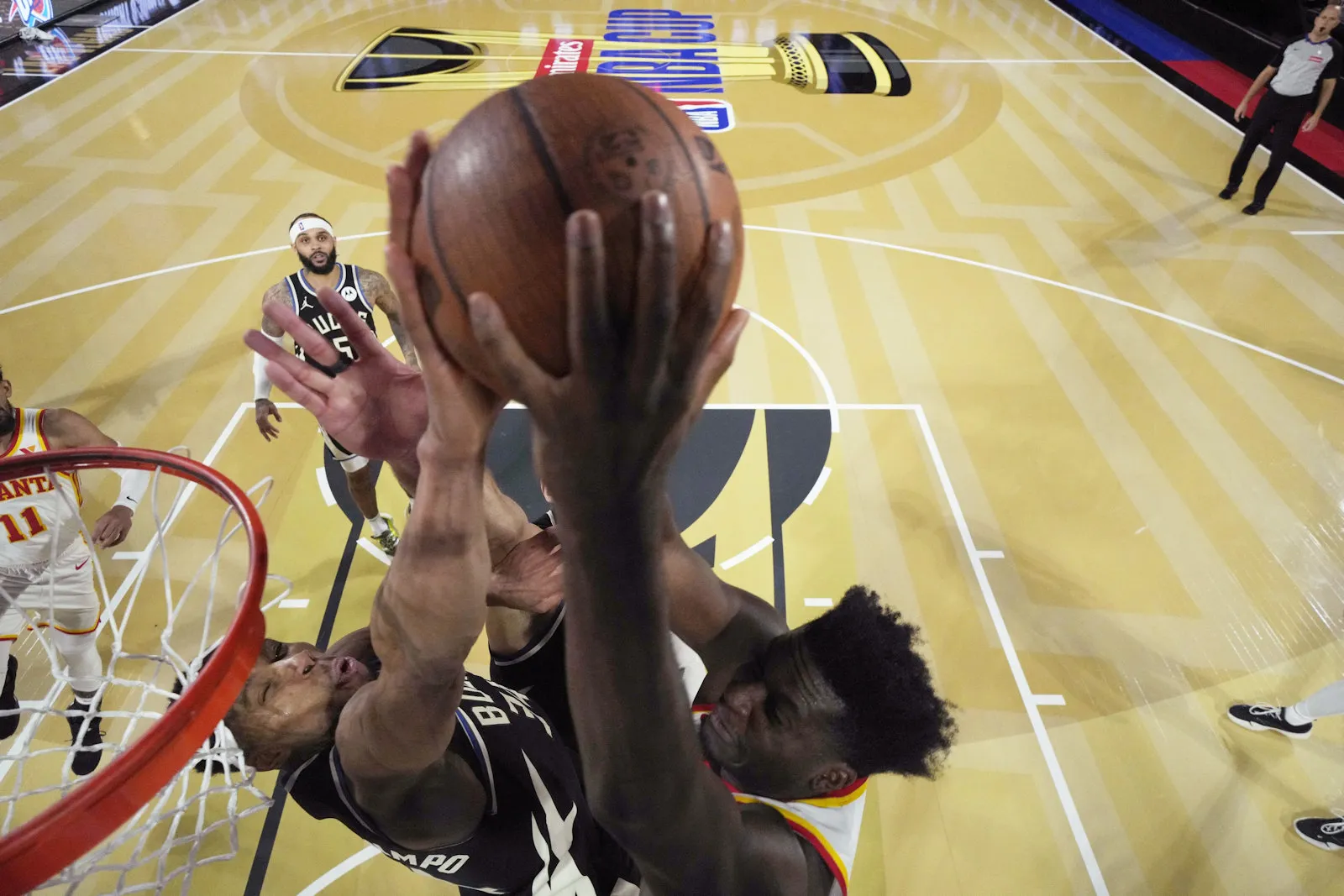 giannis antetokounmpo