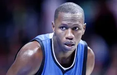 Gorgui Dieng orphelin de Zach LaVine