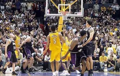 Le 26 mai 2002, « Big Shot Rob » Horry crucifiait les Kings au buzzer