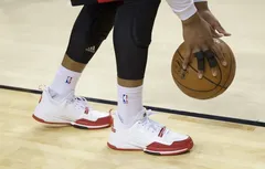 Adidas : la Lillard 1 dans son coloris “Home”