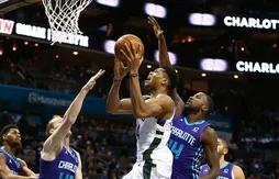 Au complet, les Hornets s’offrent le scalp des Bucks