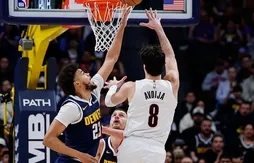 Les progrès défensifs de Cam Johnson remarqués par les Nuggets